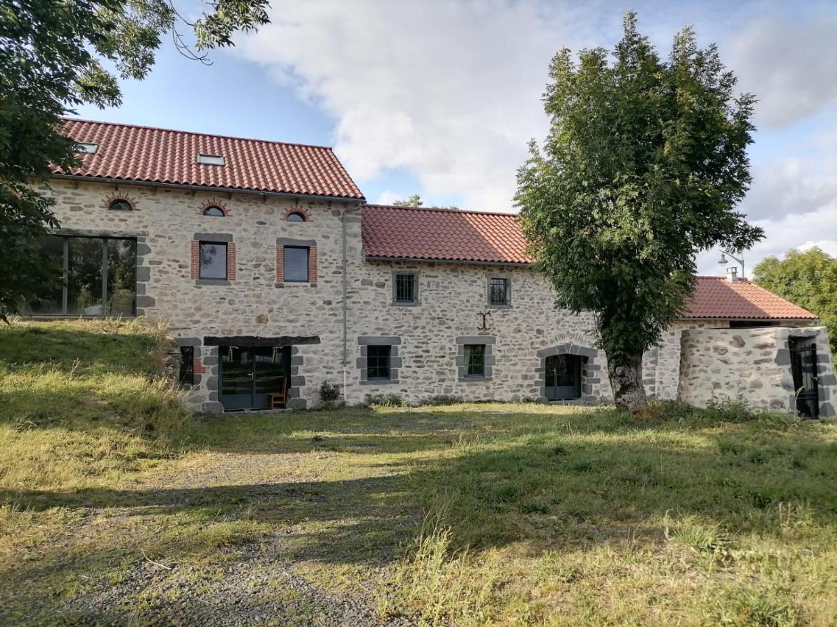 Relais Du Lac De La Truyere 昂拉尔德斯·德圣菲 外观 照片